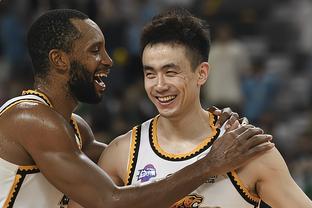 Skip: Lakers trả một khoản phí khổng lồ để nâng cờ vô địch giữa mùa giải King Chong